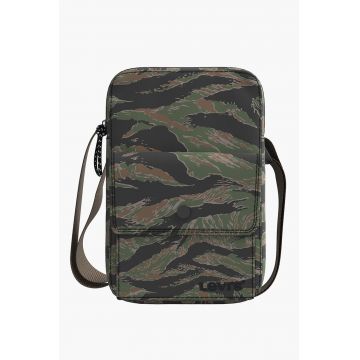 Geanta crossbody cu model camuflaj