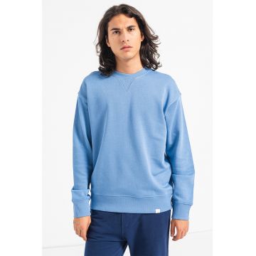 Bluza sport cu decolteu la baza gatului