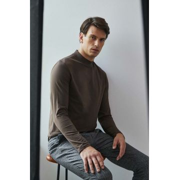 Medicine longsleeve barbati, culoarea maro, neted