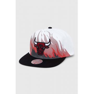 Mitchell&Ness șapcă de baseball din bumbac CHICAGO BULLS culoarea alb, modelator