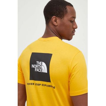 The North Face tricou din bumbac culoarea galben, cu imprimeu