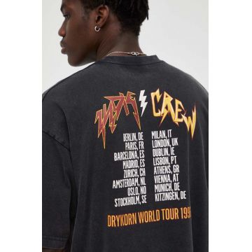 Drykorn tricou din bumbac culoarea gri, cu imprimeu