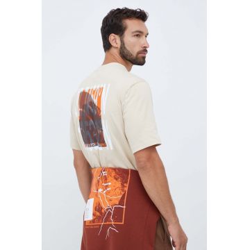 The North Face tricou din bumbac culoarea bej, cu imprimeu