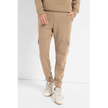 Pantaloni sport cargo cu talie medie