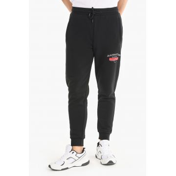 Pantaloni sport cu talie ajustabila