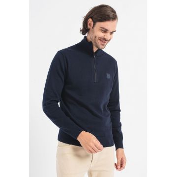 Pulover tricotat fin cu logo