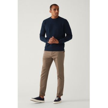 Bluza de trening cu decolteu la baza gatului
