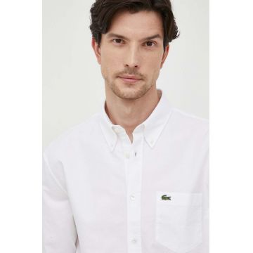 Lacoste cămașă din bumbac bărbați, culoarea alb, cu guler button-down, regular
