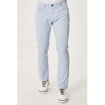 Pantaloni slim fit elastici