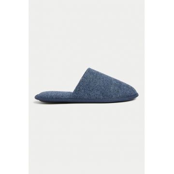 Papuci din material textil