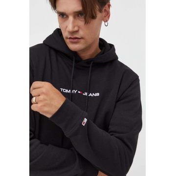 Tommy Jeans bluza barbati, culoarea negru, cu glugă, cu imprimeu