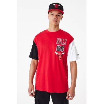 Tricou cu decolteu la baza gatului Chicago Bulls