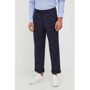 United Colors of Benetton pantaloni barbati, culoarea albastru marin, drept