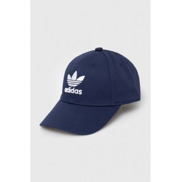 adidas Originals șapcă de baseball din bumbac cu imprimeu  IL4843