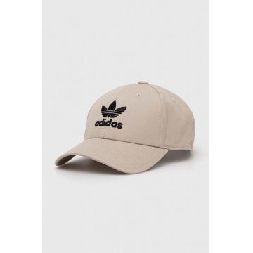 adidas Originals șapcă de baseball din bumbac culoarea bej, cu imprimeu