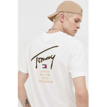 Tommy Jeans tricou din bumbac culoarea bej, cu imprimeu