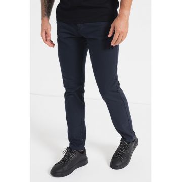 Pantaloni chino slim fit cu talie joasa