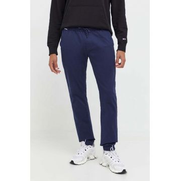 Tommy Jeans pantaloni barbati, culoarea albastru marin