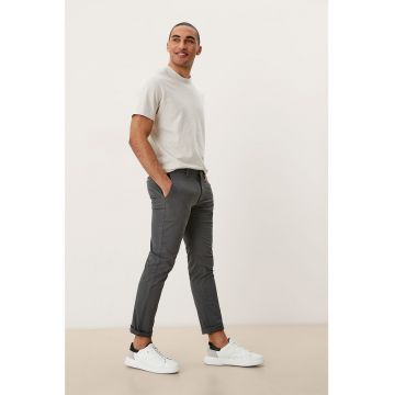 Pantaloni chino cu buzunare laterale