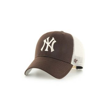 47brand sapca MLB New York Yankees culoarea maro, cu imprimeu