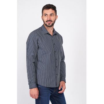 Camasa cu maneci lungi si model in dungi