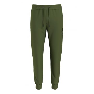 Pantaloni jogger cu snur si logo brodat