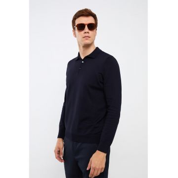 Pulover tricotat fin cu guler polo