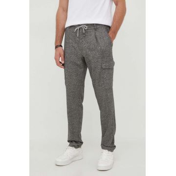 BOSS pantaloni de lana culoarea gri, mulata