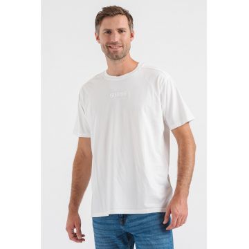 Tricou cu decolteu la baza gatului si imprimeu supradimensionat pe partea din spate