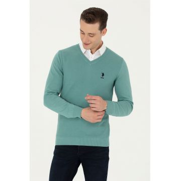 Pulover slim fit cu decolteu in V