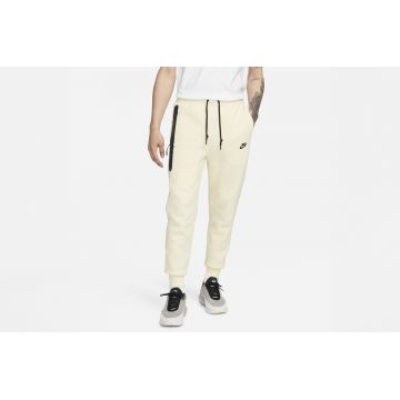 M Tech Fleece Pants