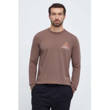 adidas Originals longsleeve din bumbac culoarea maro, cu imprimeu