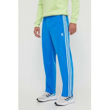 adidas Originals pantaloni de trening cu imprimeu IJ7056