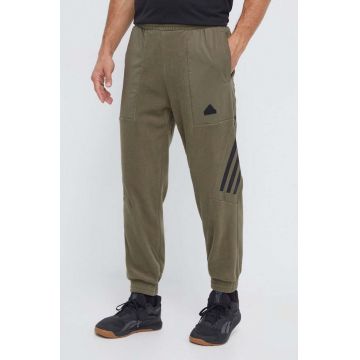 adidas pantaloni de trening culoarea verde, cu imprimeu