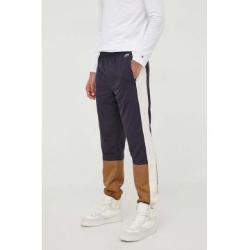 Lacoste pantaloni de trening culoarea bleumarin, cu model