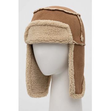 UGG caciula culoarea maro UGG caciula culoarea maro