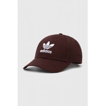 adidas Originals șapcă de baseball din bumbac culoarea maro, cu imprimeu