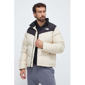 The North Face geaca barbati, culoarea bej, de iarna