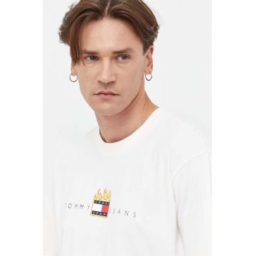 Tommy Jeans tricou din bumbac barbati, culoarea bej, cu imprimeu