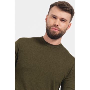 Pulover tricotat fin cu model uni