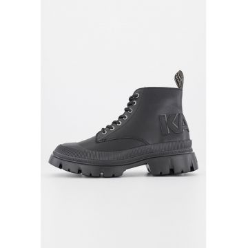 Bocanci de piele cu detalii logo