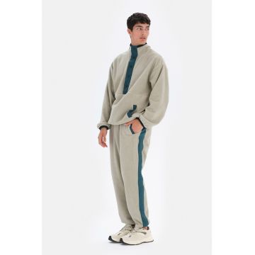 Pantaloni sport din fleece cu detalii contrastante