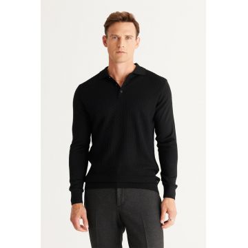 Pulover tricotat fin cu fenta cu nasturi Pulover tricotat fin cu fenta cu nasturi