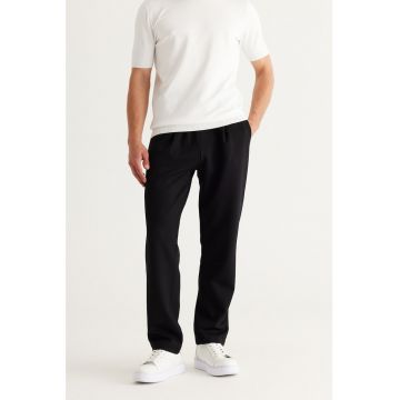 Pantaloni de trening relaxed fit cu buzunare laterale