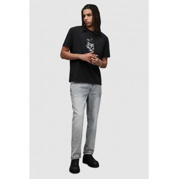 Tricou cu imprimeu si decolteu la baza gatului Relics