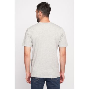 Tricou cu logo discret pe piept