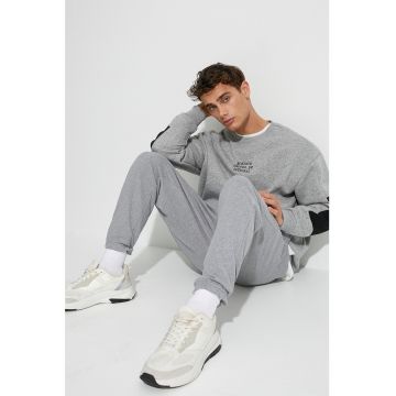 Bluza de trening cu decolteu la baza gatului si maneci cazute