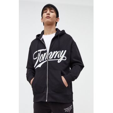 Tommy Jeans hanorac de bumbac barbati, culoarea negru, cu glugă, cu imprimeu