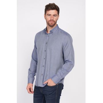 Camasa lejera cu guler fixat cu nasturi