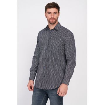 Camasa regular fit cu model